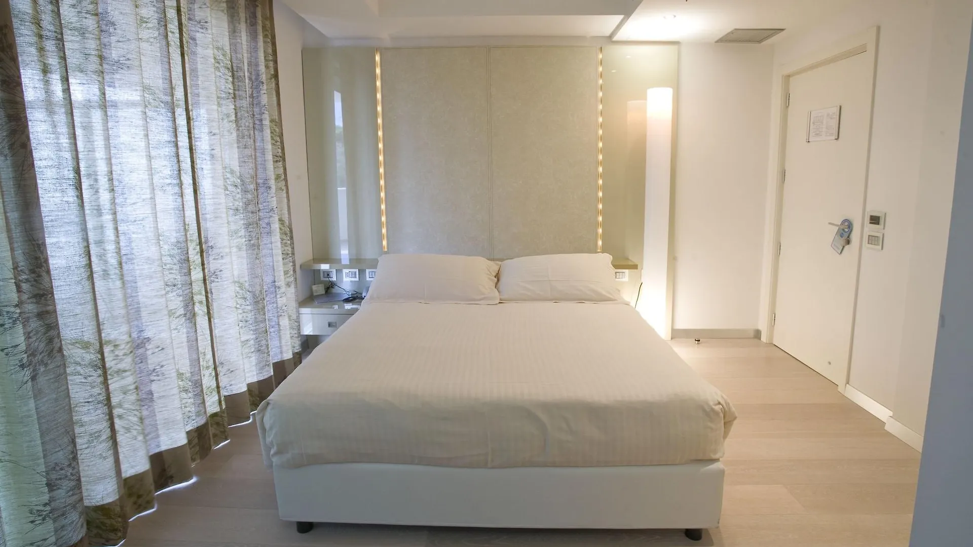 Hotel Premier & Suites - Premier Resort Milano Marittima Italy