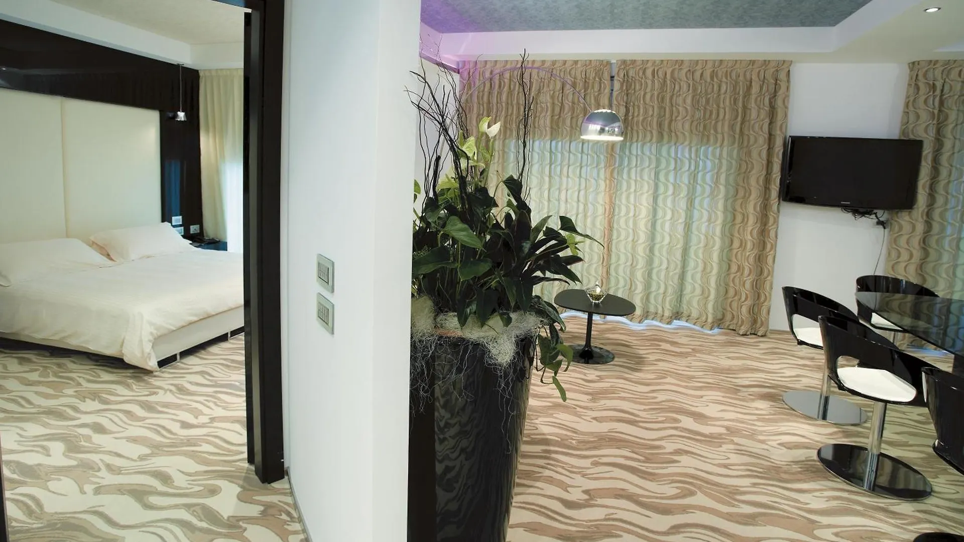 Hotel Premier & Suites - Premier Resort Milano Marittima 5*,  Italy