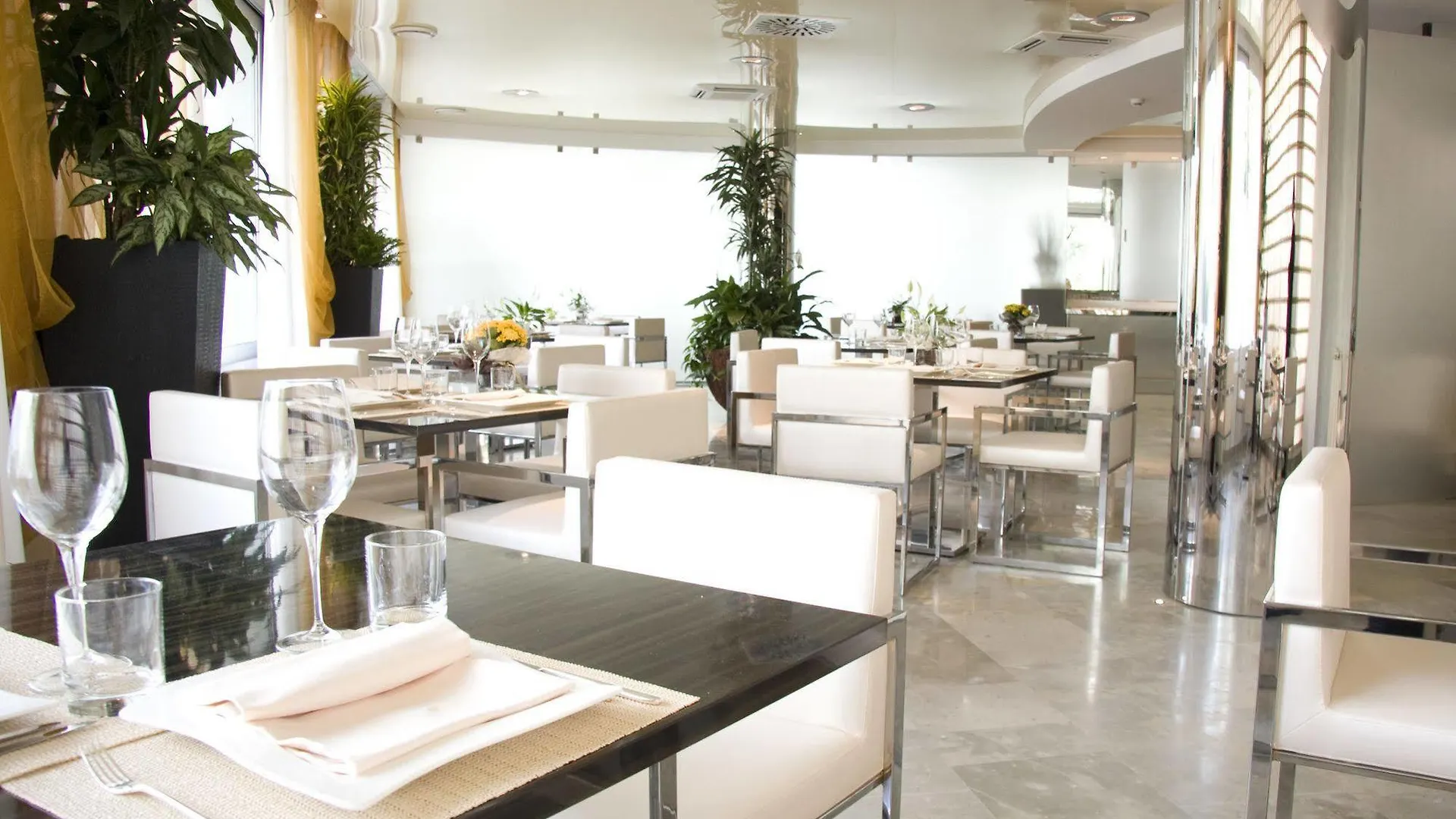 Hotel Premier & Suites - Premier Resort Milano Marittima